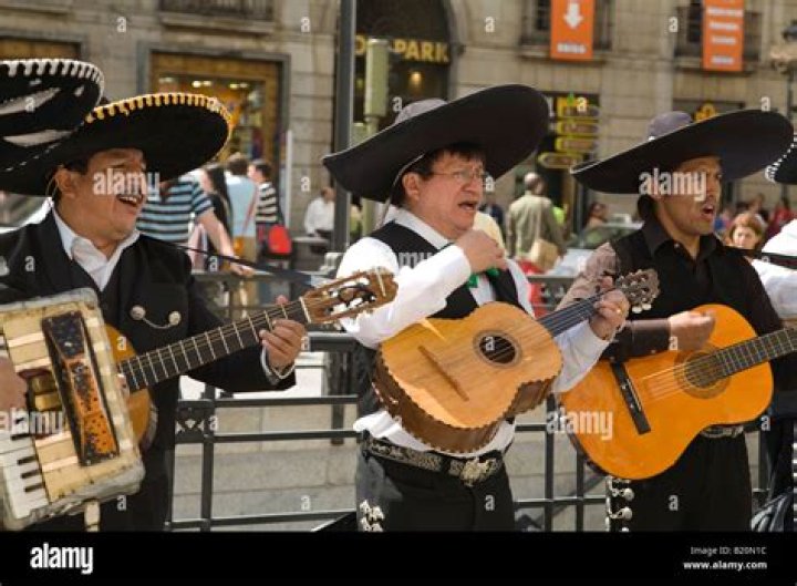 Are there mariachi bands in spain?