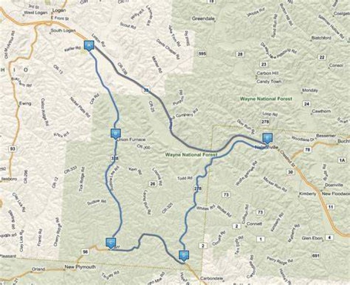 How far is nelsonville from hocking hills?