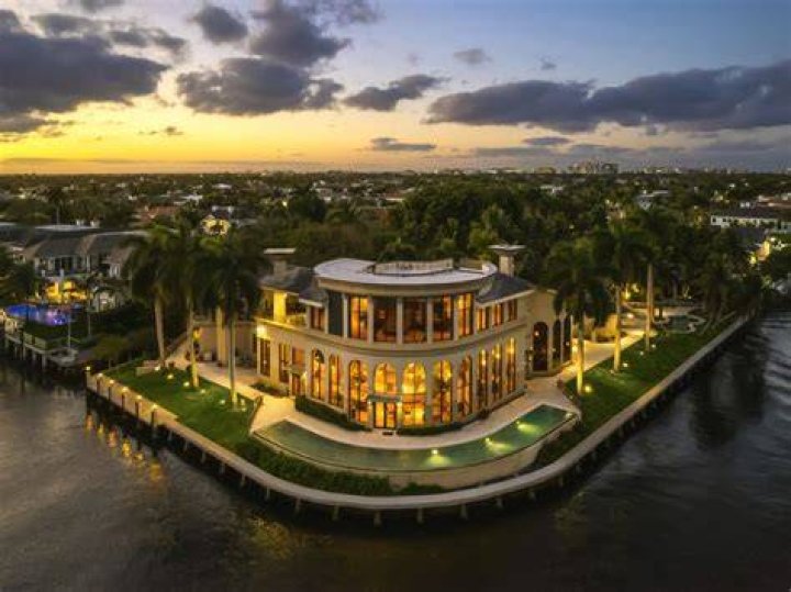 Is boca raton expensive?