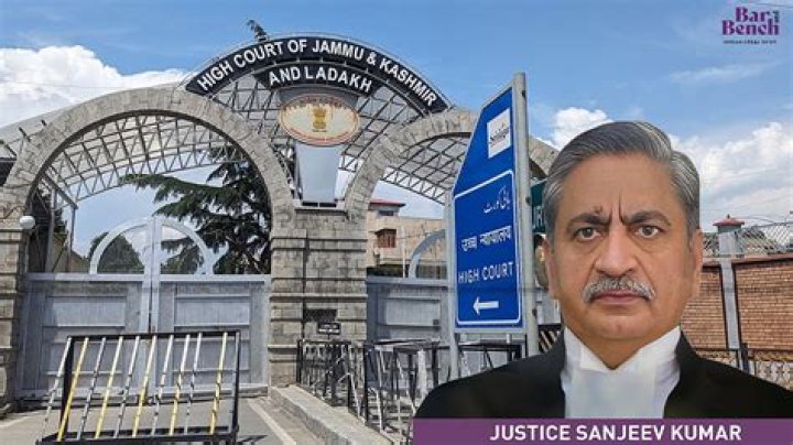 Who is the chief justice of jammu and kashmir?